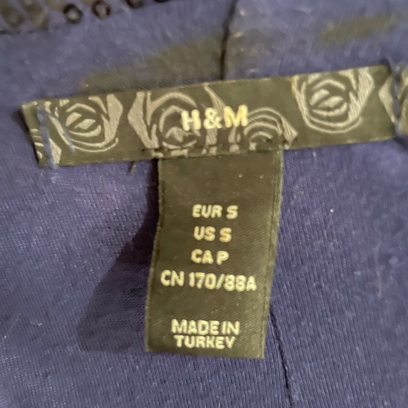 H&M Blue sequin cardigan or vest size small - Picture 3 of 3